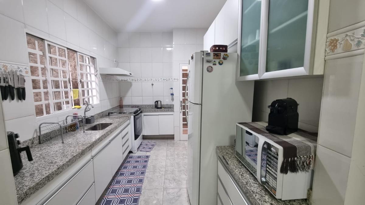 Casa, Eymard, 3 Quartos, 4 Vagas, 1 Suíte