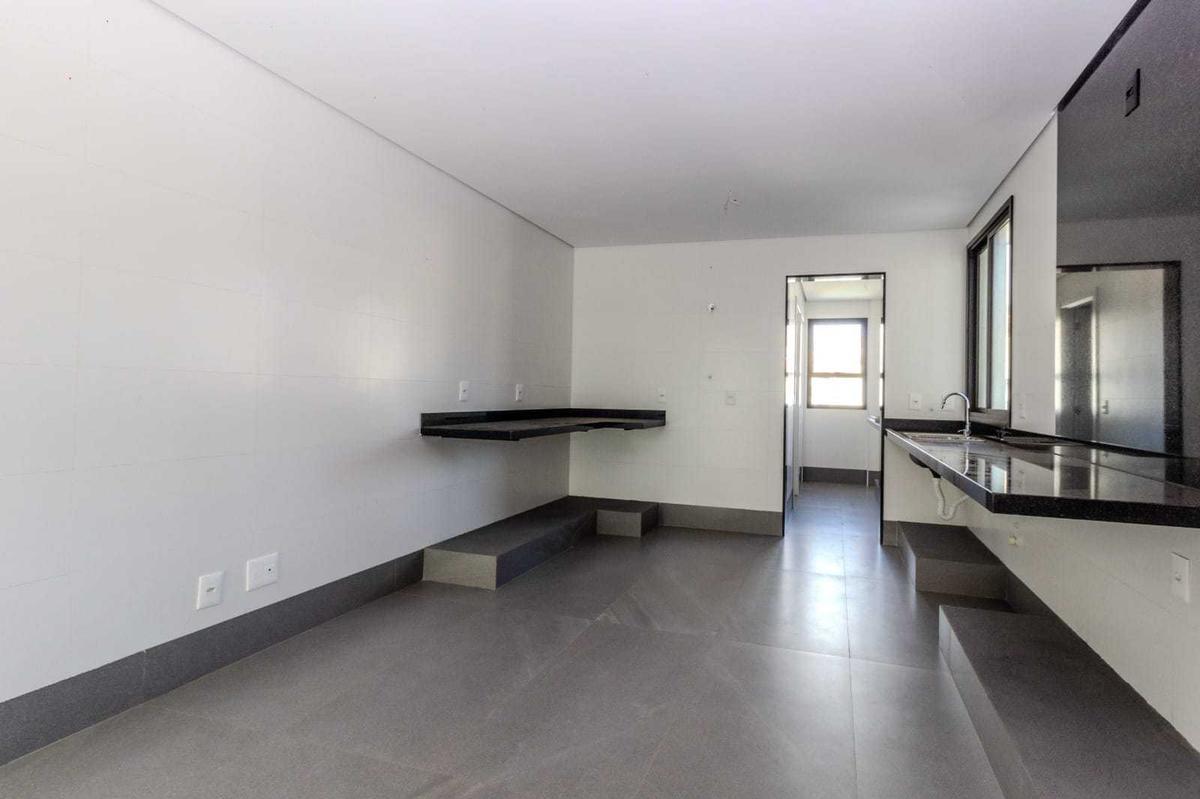 Apartamento, Serra, 4 Quartos, 3 Vagas, 3 Suítes