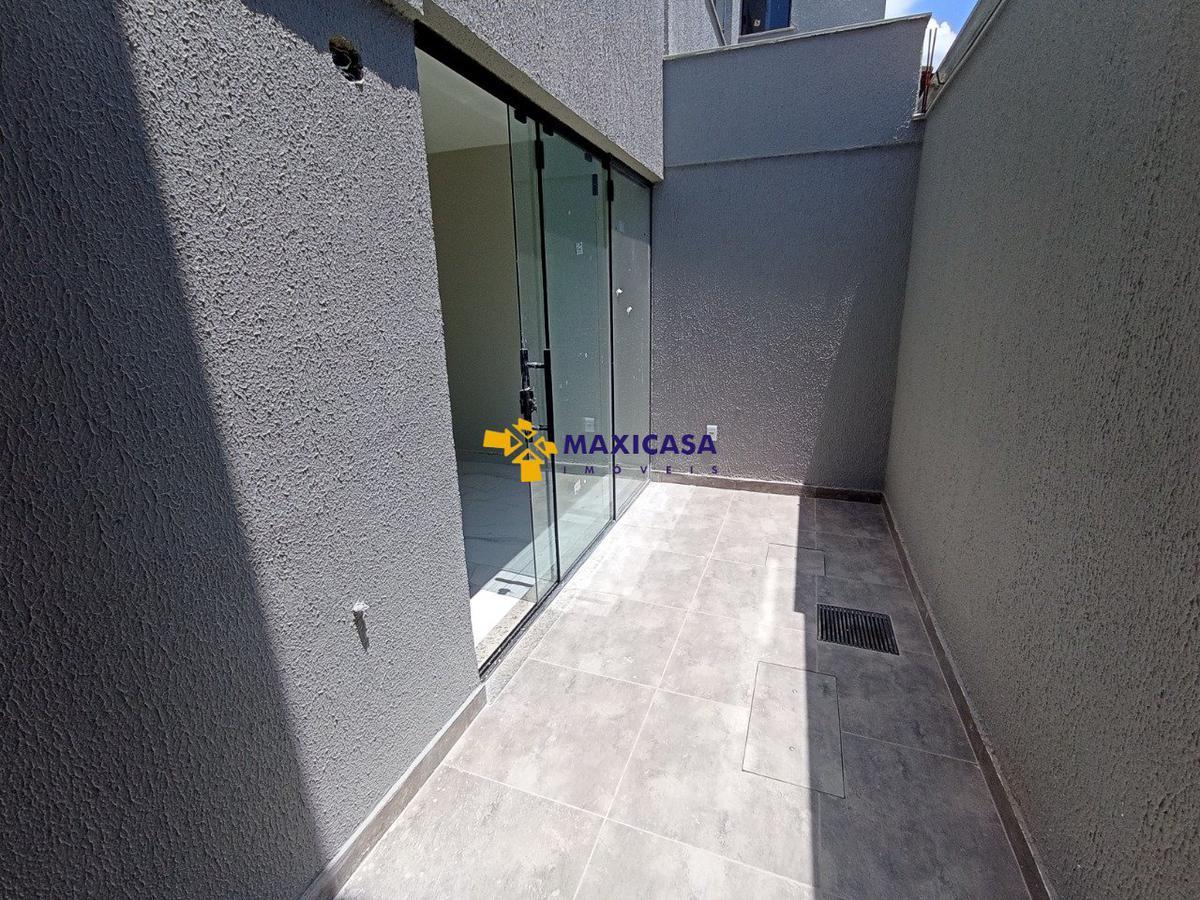 Casa, Santa Mônica, 3 Quartos, 2 Vagas, 1 Suíte