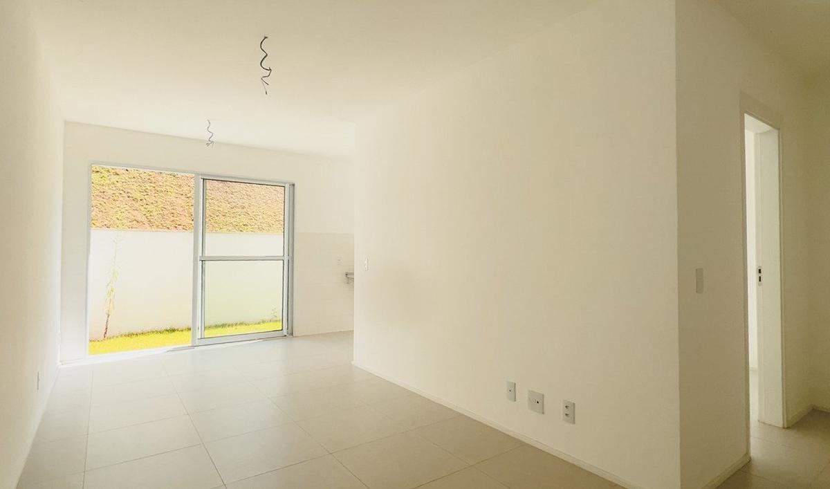 Casa, Pau Pombo, 3 Quartos, 2 Vagas, 1 Suíte