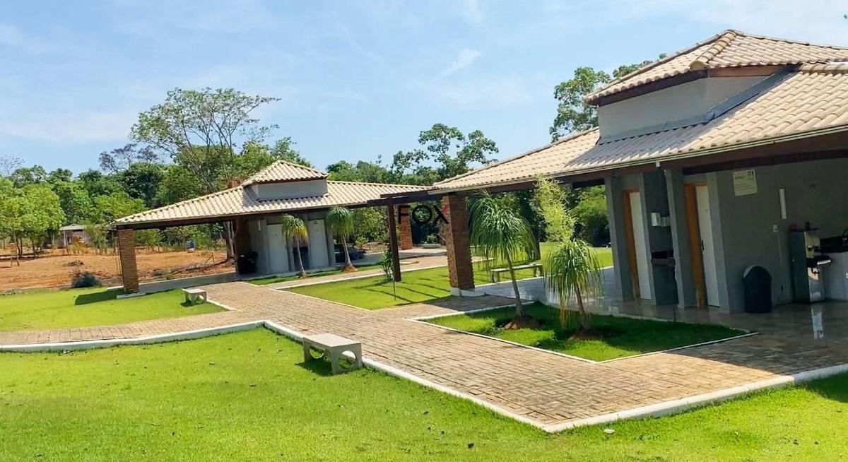 Lote, Centro, 0 Quarto, 0 Vaga