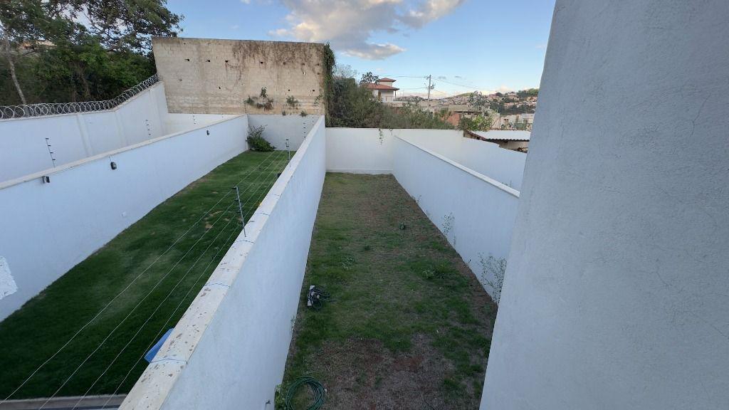 Casa, Paciência, 3 Quartos, 2 Vagas, 1 Suíte