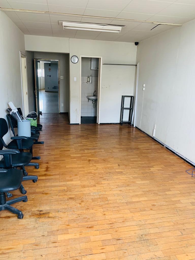 Sala, Centro, 0 Quarto, 0 Vaga