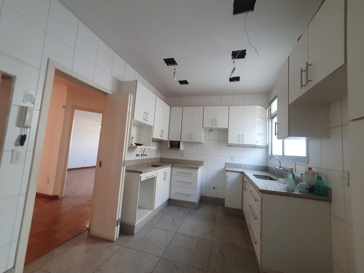 Casa, Barroca, 4 Quartos, 3 Vagas