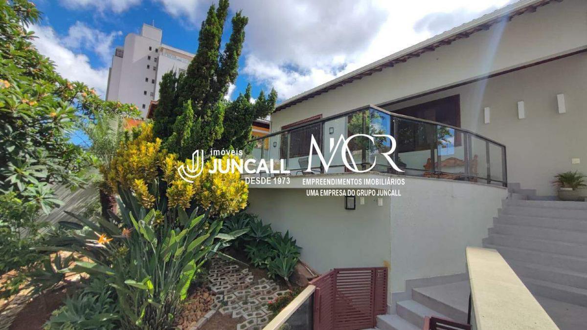 Casa, Nova Floresta, 4 Quartos, 2 Vagas, 2 Suítes