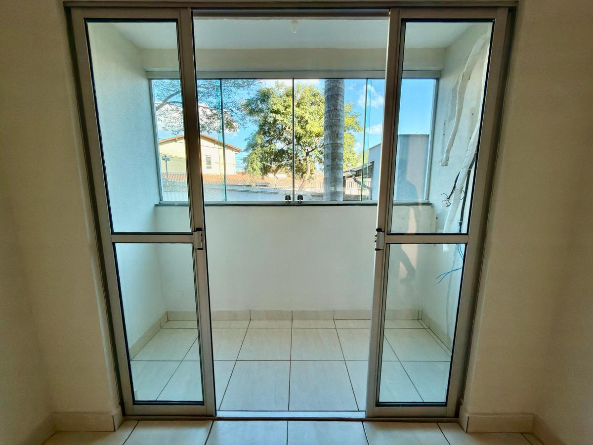 Apartamento, Santa Mônica, 2 Quartos, 1 Vaga