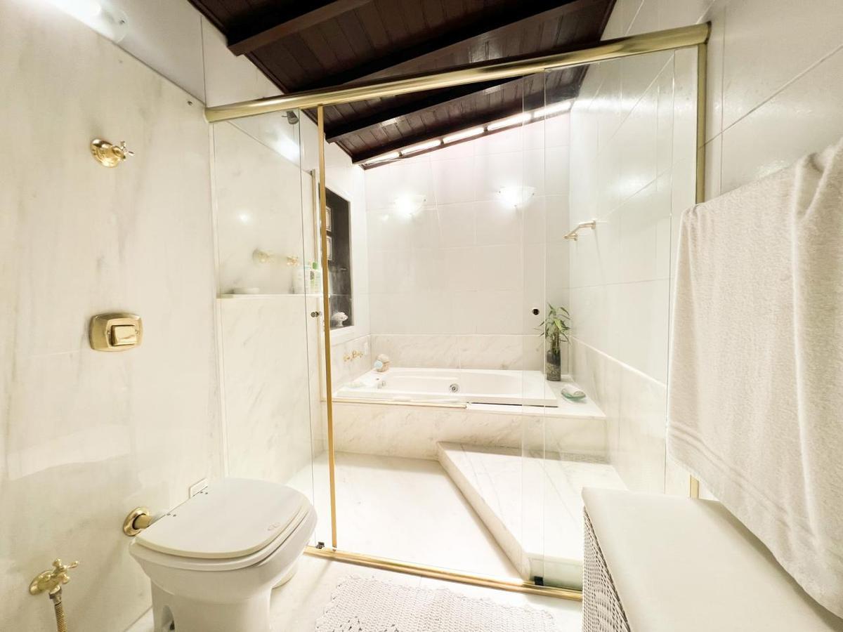 Casa, Jardim Atlântico, 6 Quartos, 4 Vagas, 4 Suítes