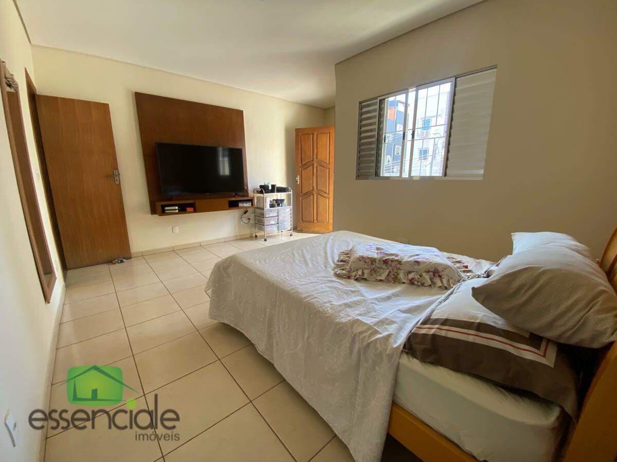 Casa, Jardim Riacho das Pedras, 4 Quartos, 2 Vagas, 1 Suíte
