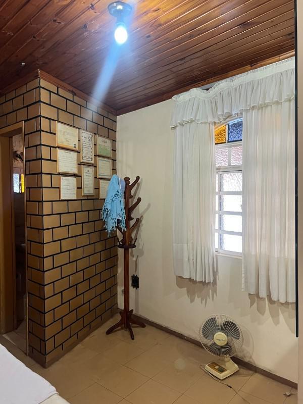 Casa, Luxemburgo, 4 Quartos, 3 Vagas, 2 Suítes