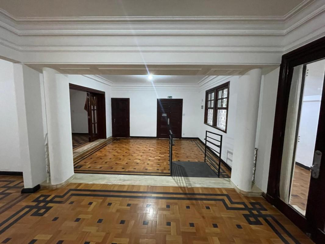 Casa, Lourdes, 5 Quartos, 0 Vaga, 1 Suíte