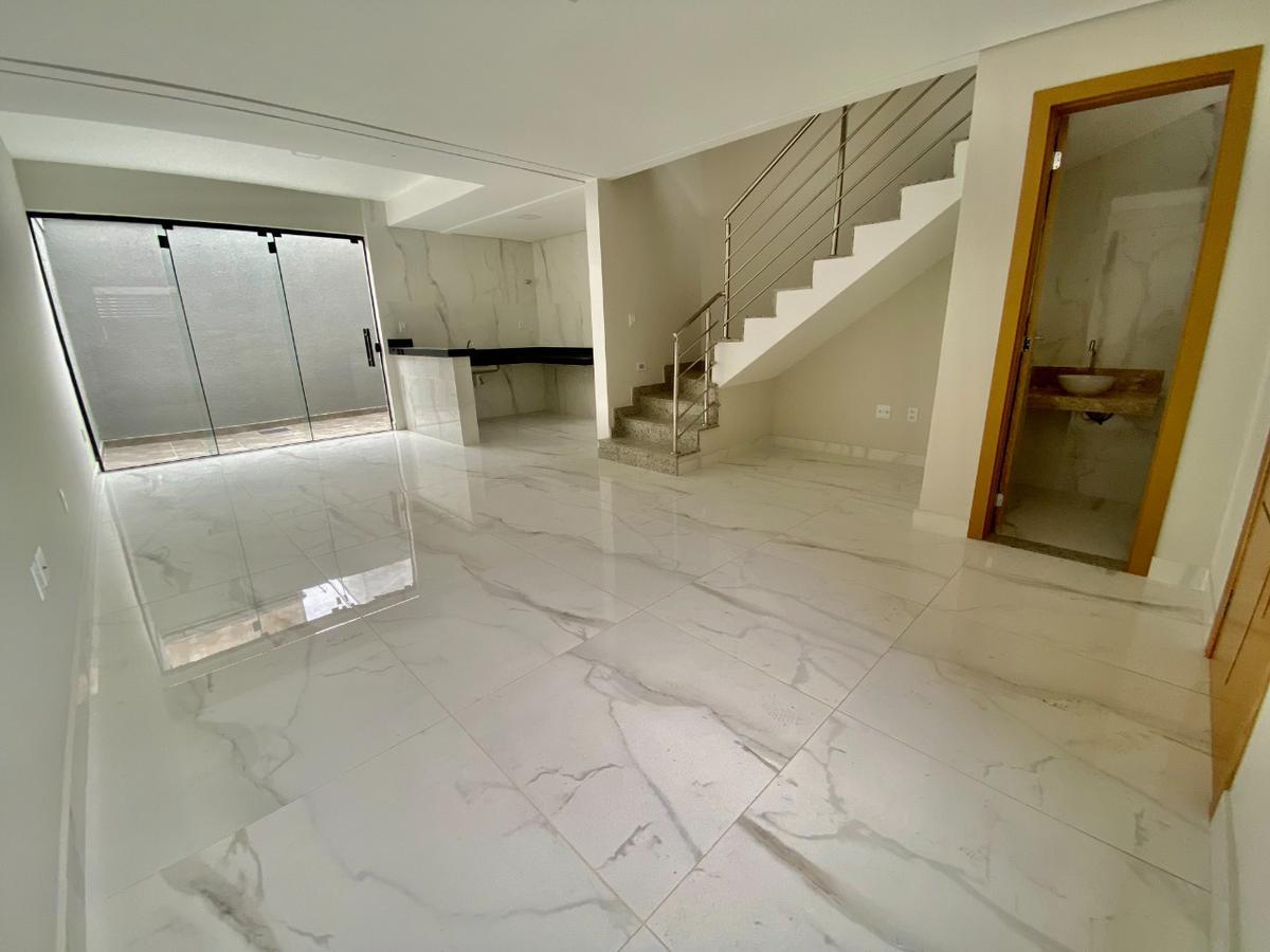 Casa, Santa Mônica, 3 Quartos, 2 Vagas, 1 Suíte