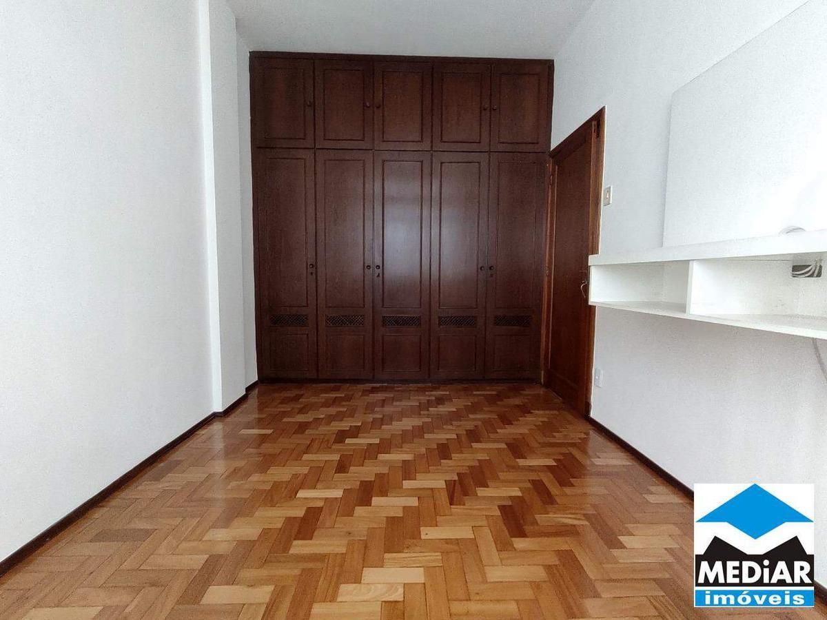 Apartamento, Centro, 2 Quartos, 0 Vaga