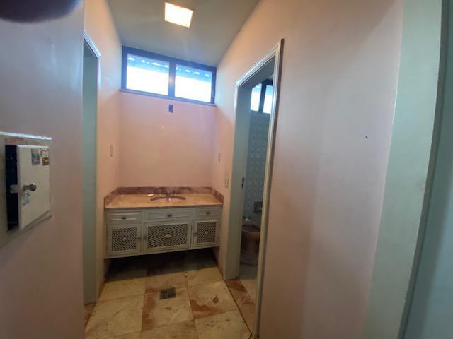 Casa, São José, 4 Quartos, 6 Vagas, 1 Suíte