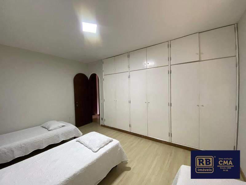 Casa, Sion, 4 Quartos, 6 Vagas, 1 Suíte