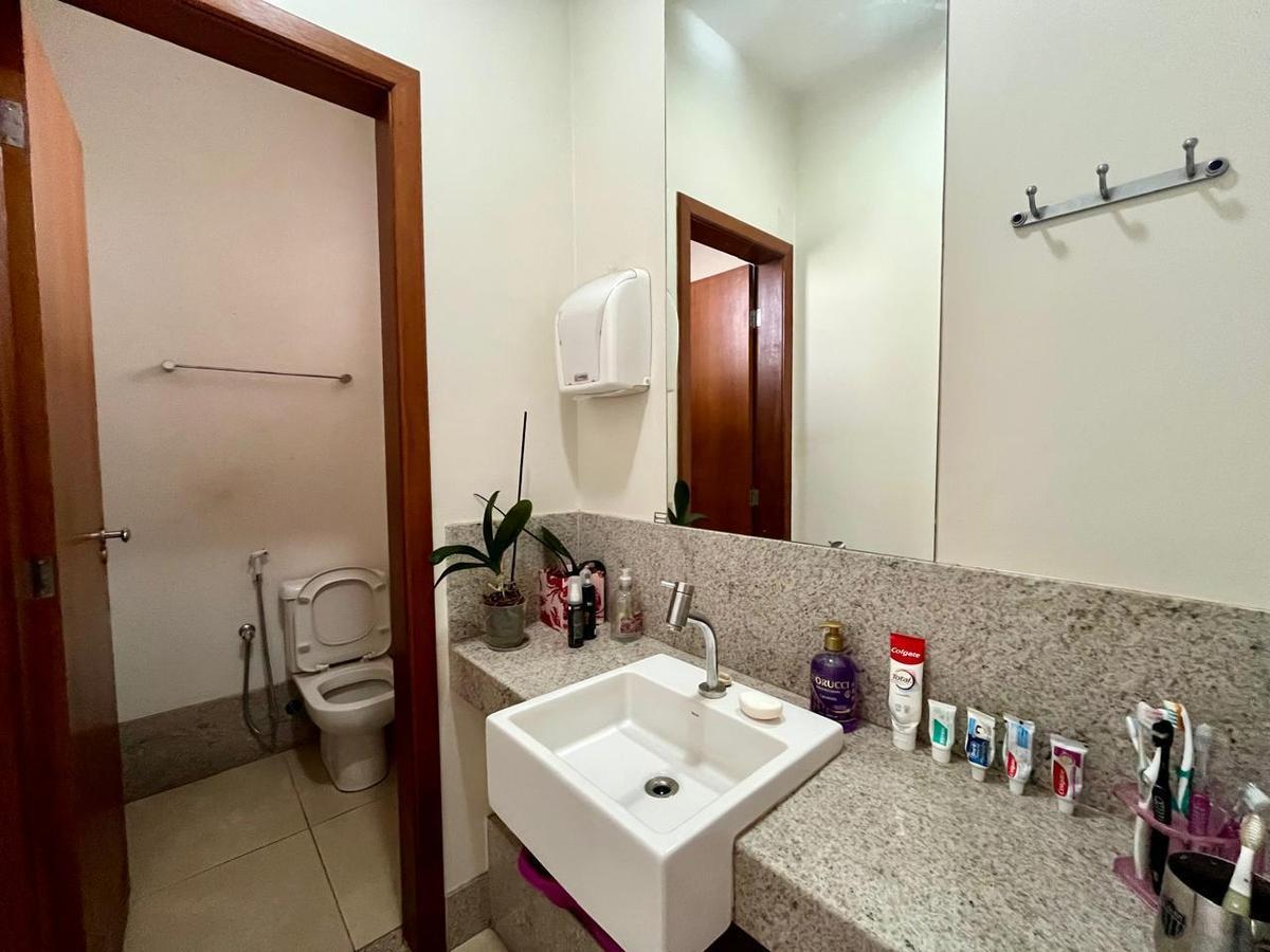 Casa, Anchieta, 4 Quartos, 6 Vagas, 4 Suítes
