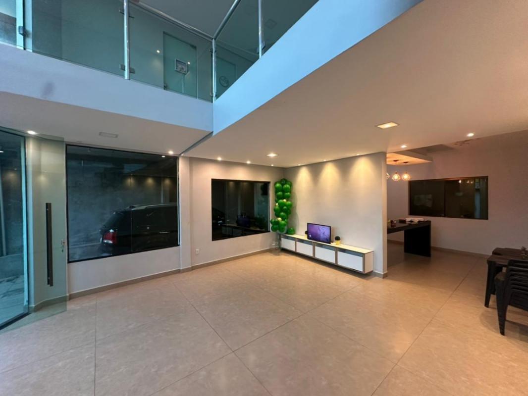 Casa, Estancias Imperiais, 3 Quartos, 5 Vagas, 1 Suíte