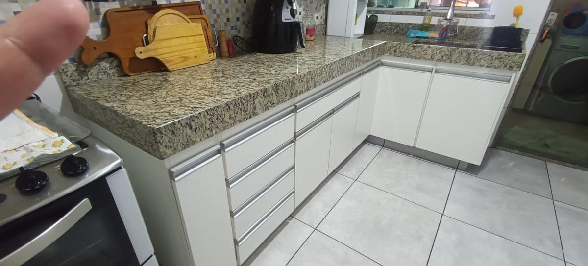 Casa, Masterville, 3 Quartos, 2 Vagas, 1 Suíte