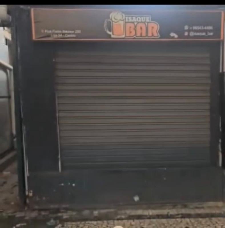 Prédio, Centro, 3 Quartos, 0 Vaga, 1 Suíte