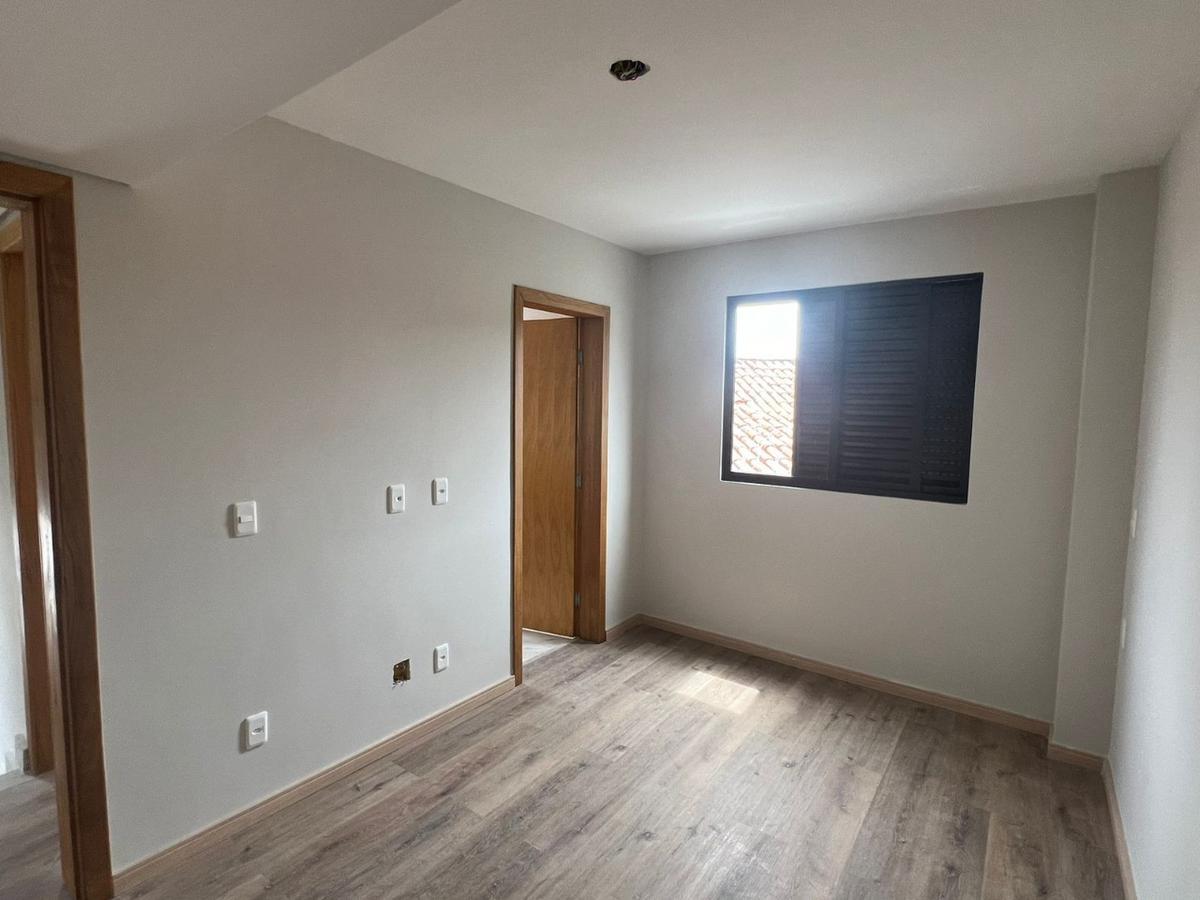 Casa, Planalto, 3 Quartos, 2 Vagas, 1 Suíte