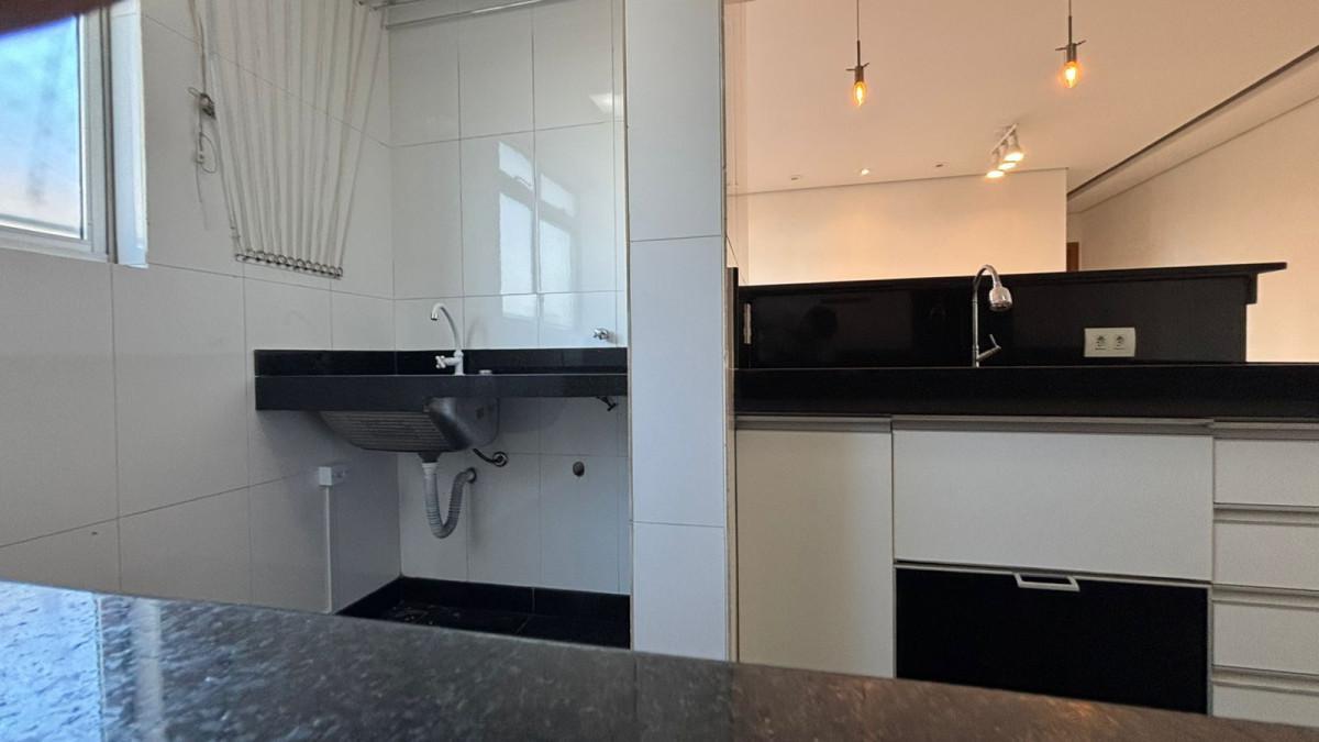 Apartamento, Sagrada Família, 3 Quartos, 2 Vagas, 1 Suíte