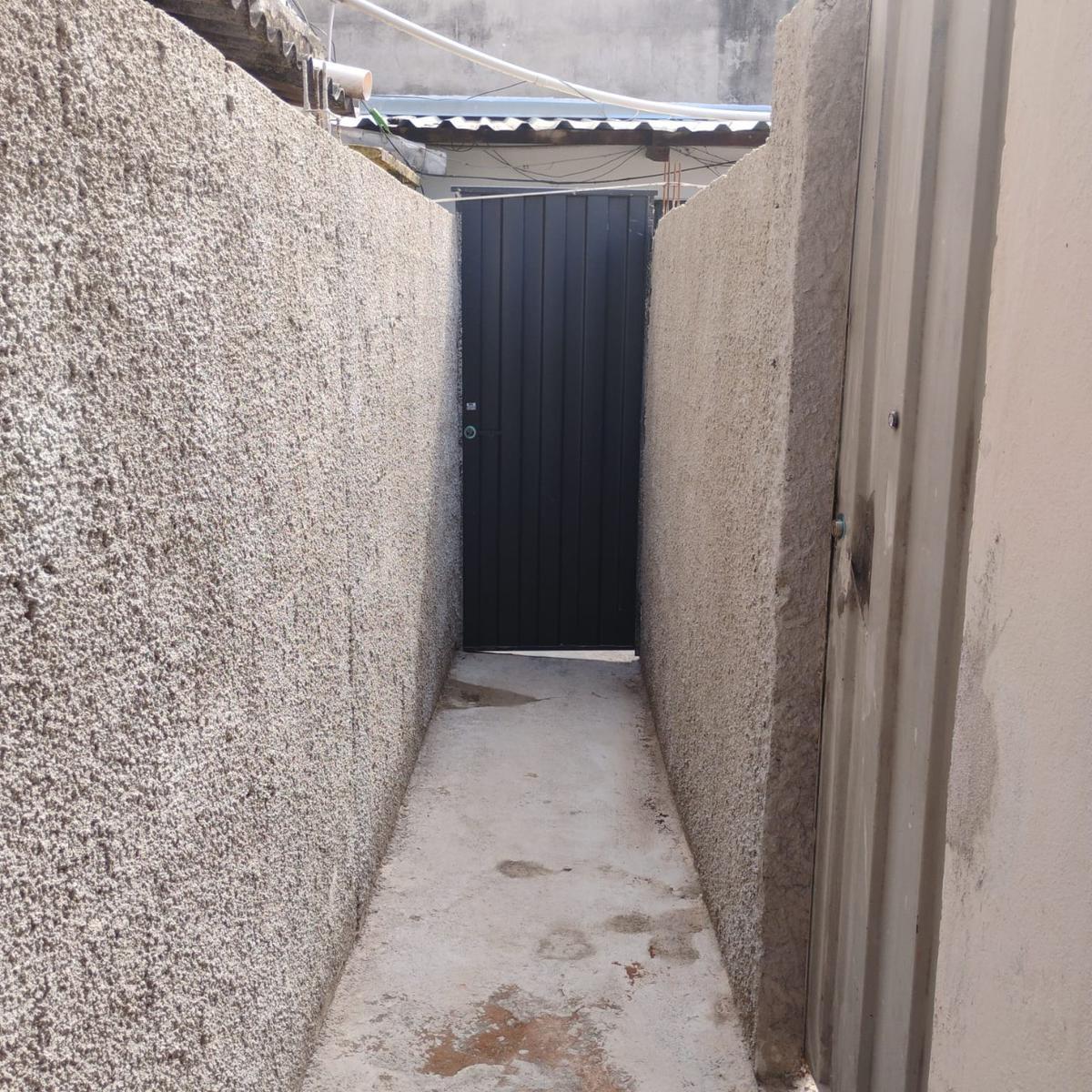 Quitinete, Glória, 1 Quarto, 0 Vaga