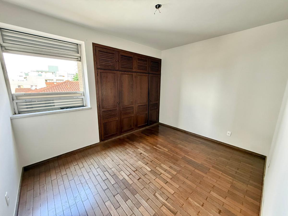 Apartamento, São José, 4 Quartos, 2 Vagas, 1 Suíte