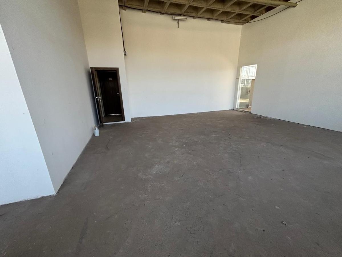 Sala, Estoril, 0 Quarto, 0 Vaga