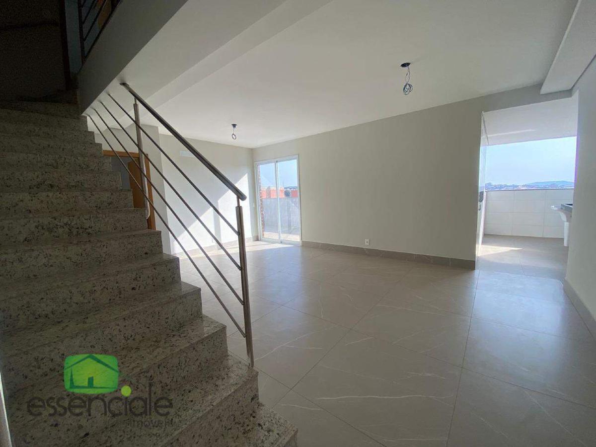 Cobertura, Fonte Grande, 3 Quartos, 2 Vagas, 1 Suíte