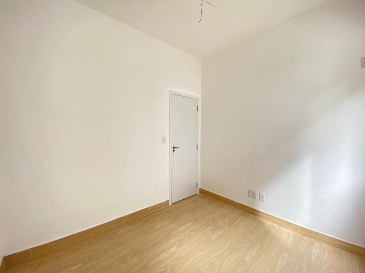 Casa, Vale das Orquídeas, 3 Quartos, 2 Vagas, 1 Suíte