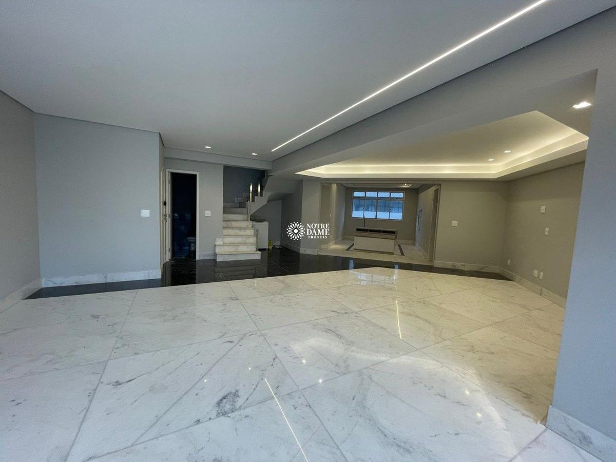 Apartamento, Santo Agostinho, 4 Quartos, 5 Vagas, 2 Suítes