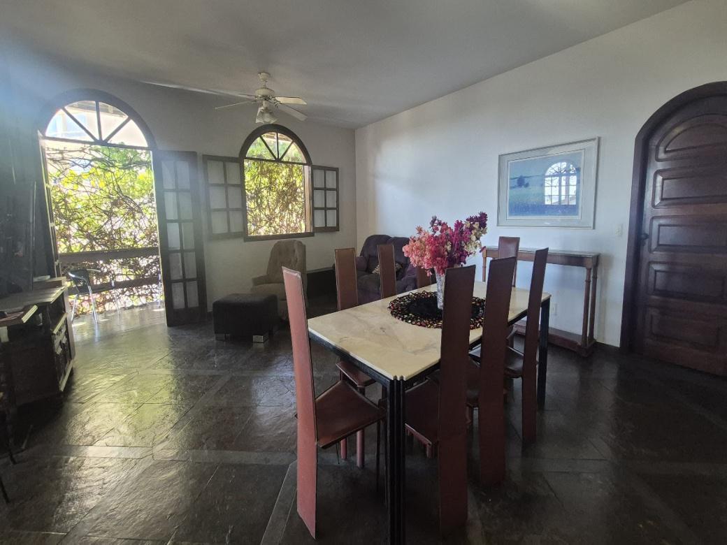Casa, São Lucas, 4 Quartos, 8 Vagas, 2 Suítes