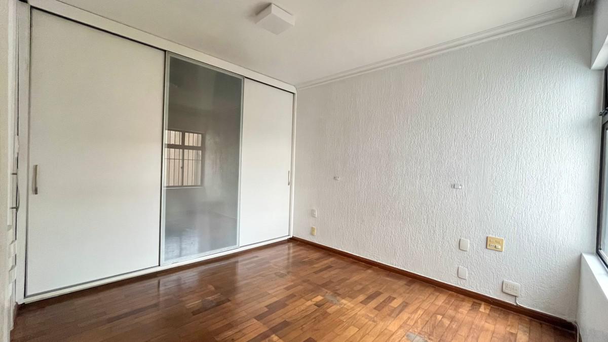 Apartamento, Estoril, 3 Quartos, 2 Vagas, 1 Suíte