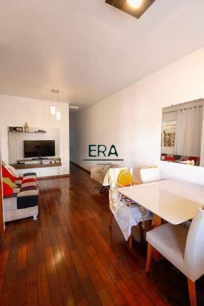 Casa, Buritis, 2 Quartos, 2 Vagas, 1 Suíte