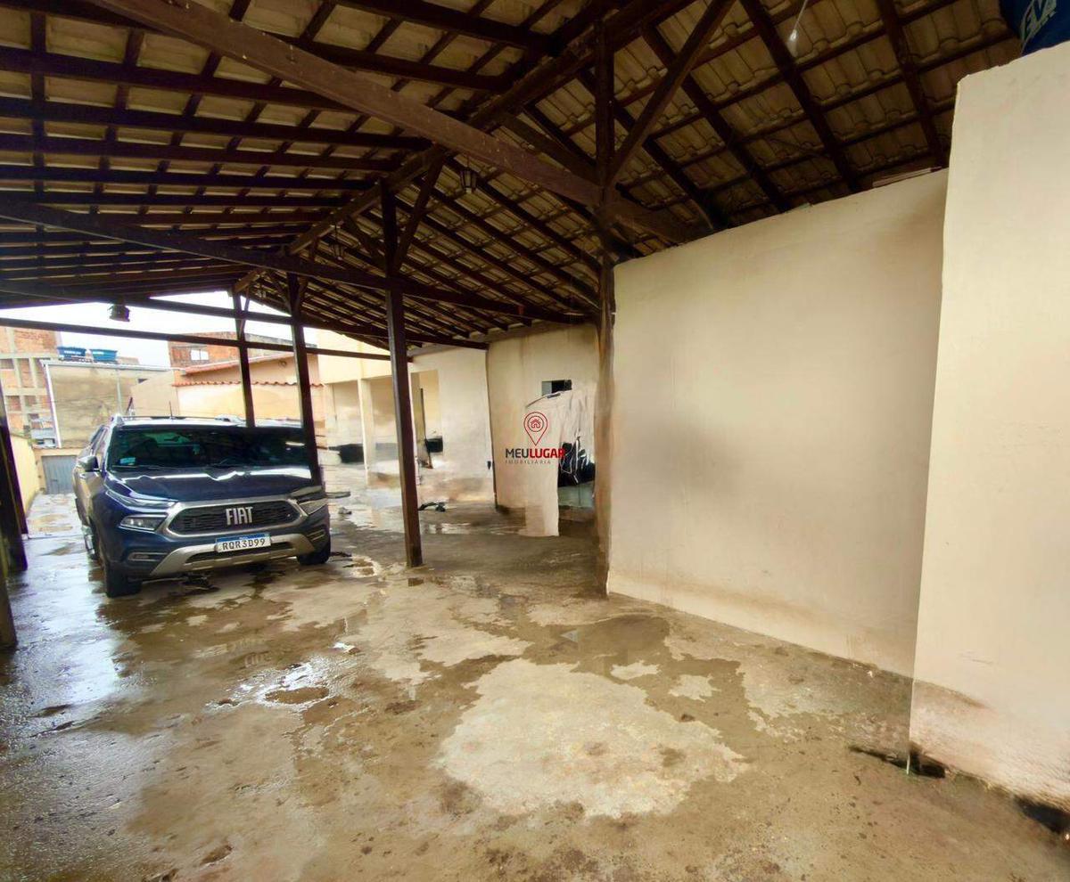 Casa, Monsenhor Horta, 3 Quartos, 6 Vagas, 2 Suítes