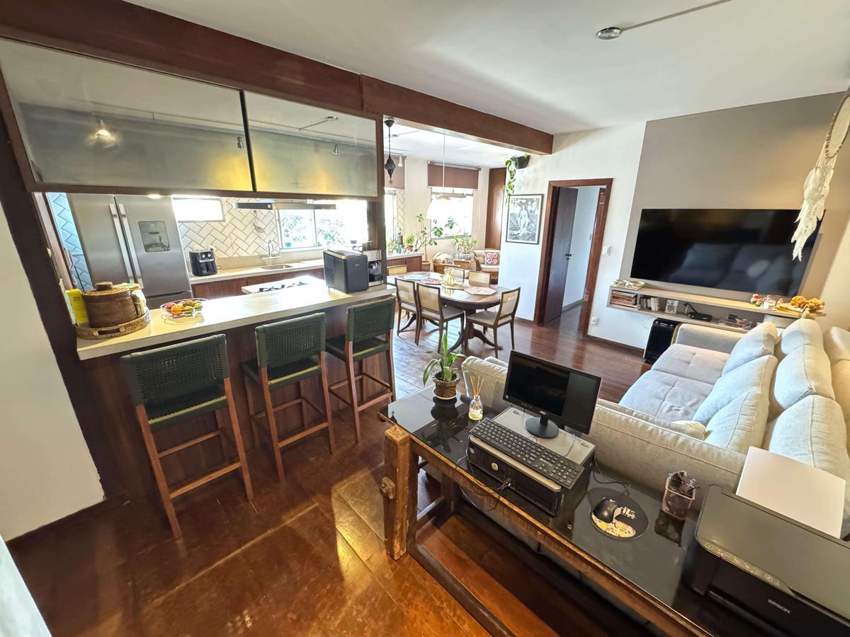 Apartamento, Sagrada Família, 3 Quartos, 1 Vaga, 1 Suíte