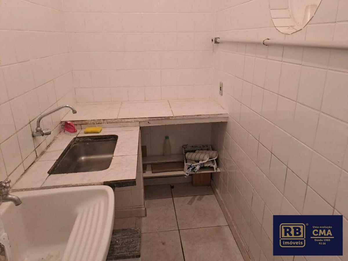 Casa, Funcionários, 0 Quarto, 15 Vagas