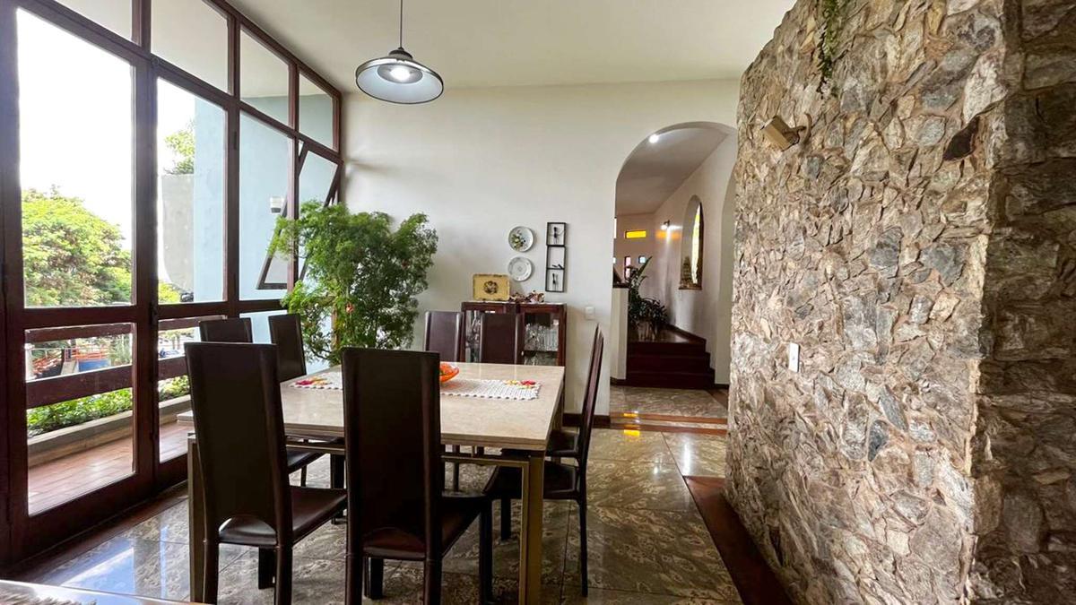 Casa, São Lucas, 4 Quartos, 5 Vagas, 3 Suítes