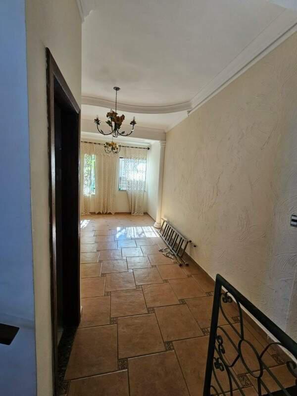 Casa, Camargos, 3 Quartos, 2 Vagas, 1 Suíte