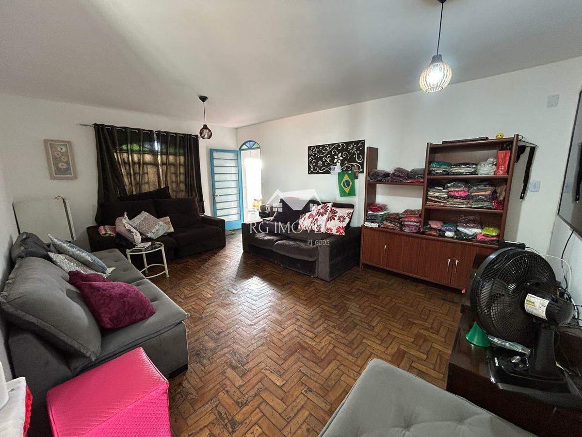Casa, Castanheira (barreiro), 3 Quartos, 18 Vagas, 1 Suíte