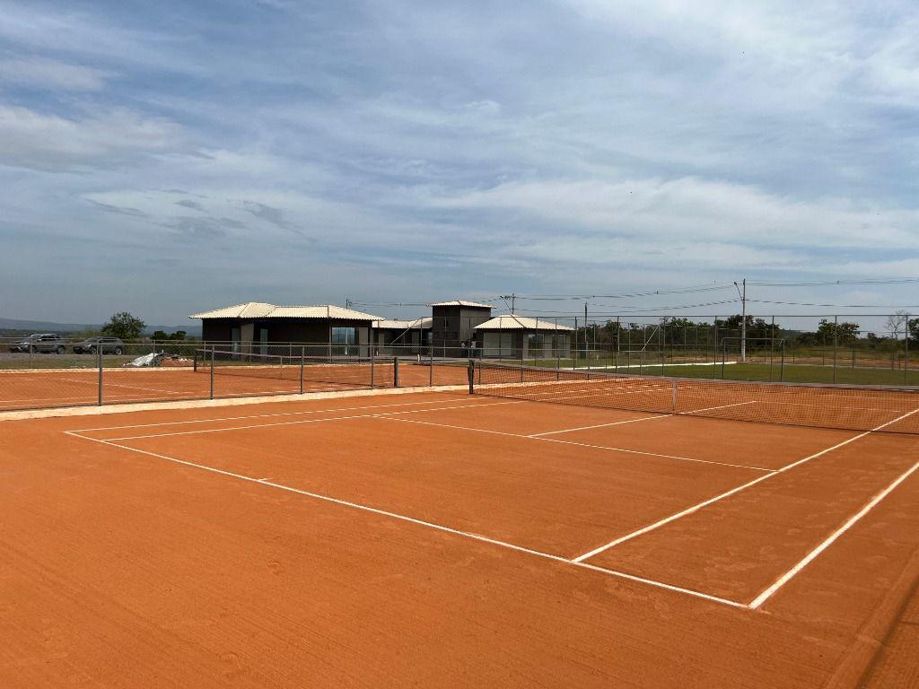 Lote, Centro, 0 Quarto, 0 Vaga