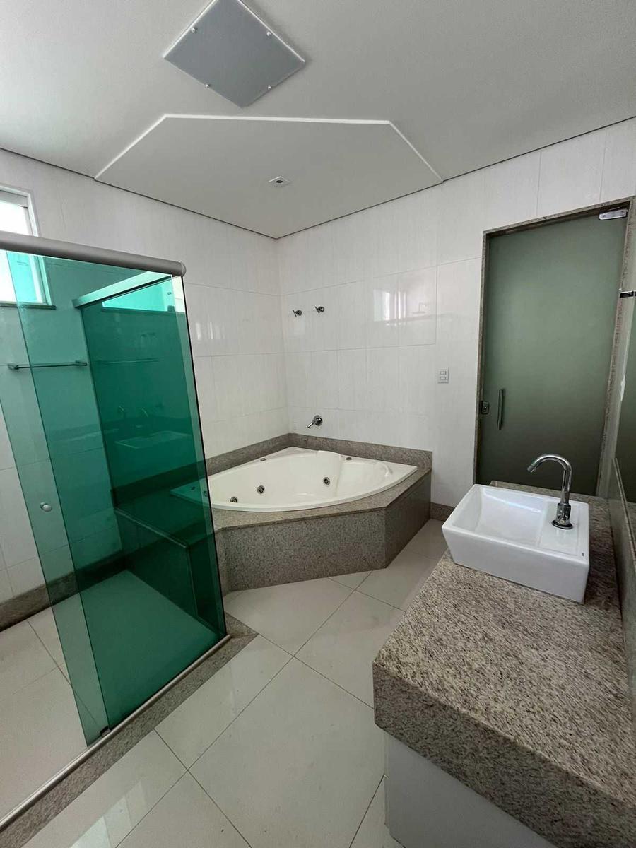 Casa, Paquetá, 4 Quartos, 8 Vagas, 4 Suítes