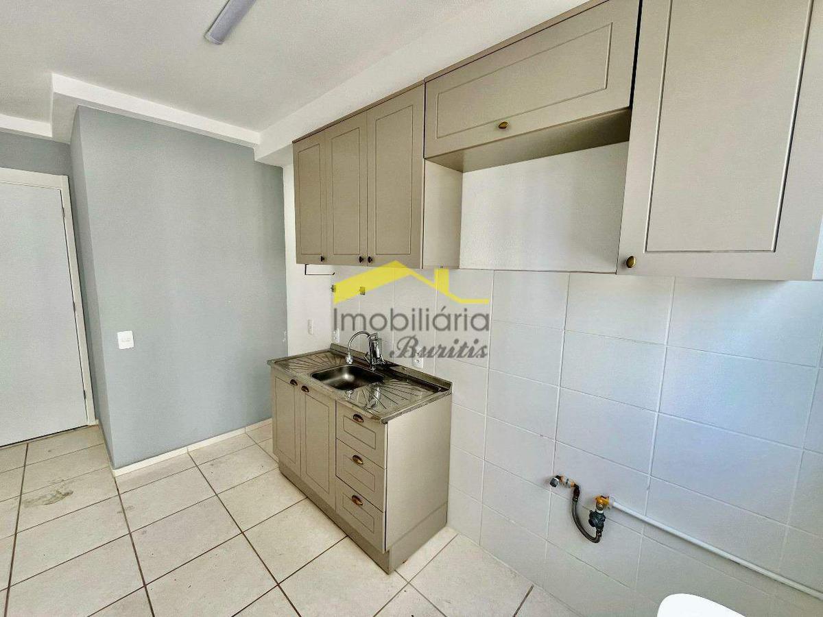 Apartamento, Palmeiras, 2 Quartos, 1 Vaga