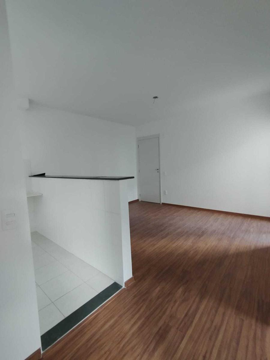 Apartamento, Jardim Vitória, 2 Quartos, 1 Vaga