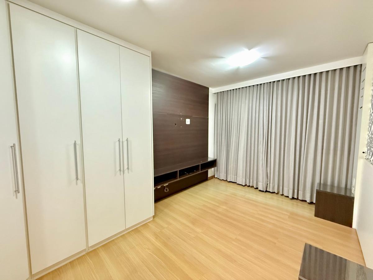 Apartamento, São José, 4 Quartos, 4 Vagas, 2 Suítes