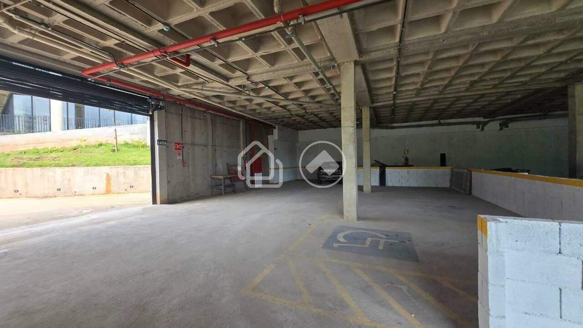 Loja, Buritis, 6 Vagas