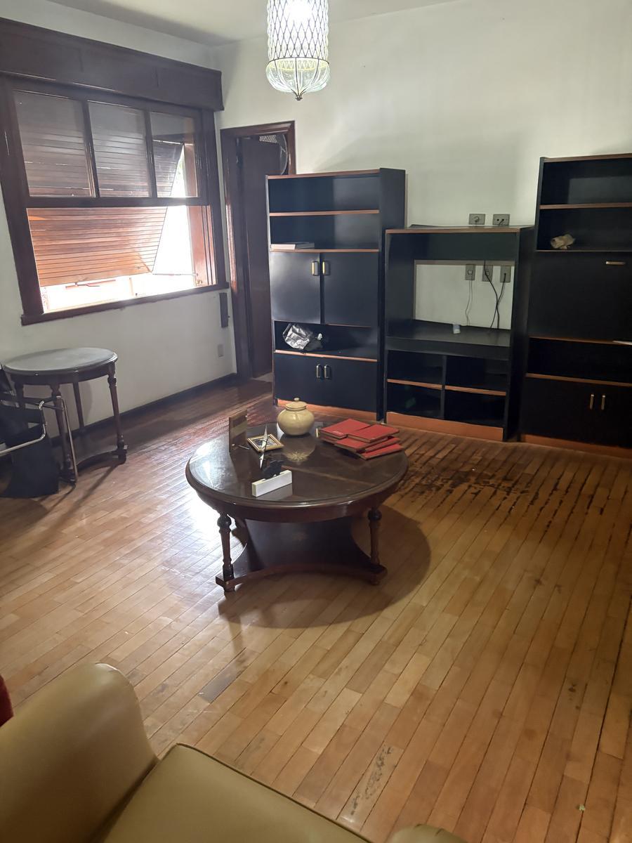Casa, Vila Paris, 5 Quartos, 3 Vagas, 1 Suíte