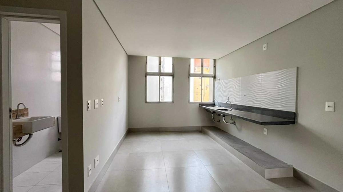 Apartamento, Centro, 2 Quartos, 0 Vaga, 1 Suíte