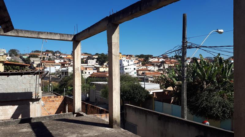 Casa, Nacional, 2 Quartos, 6 Vagas, 2 Suítes