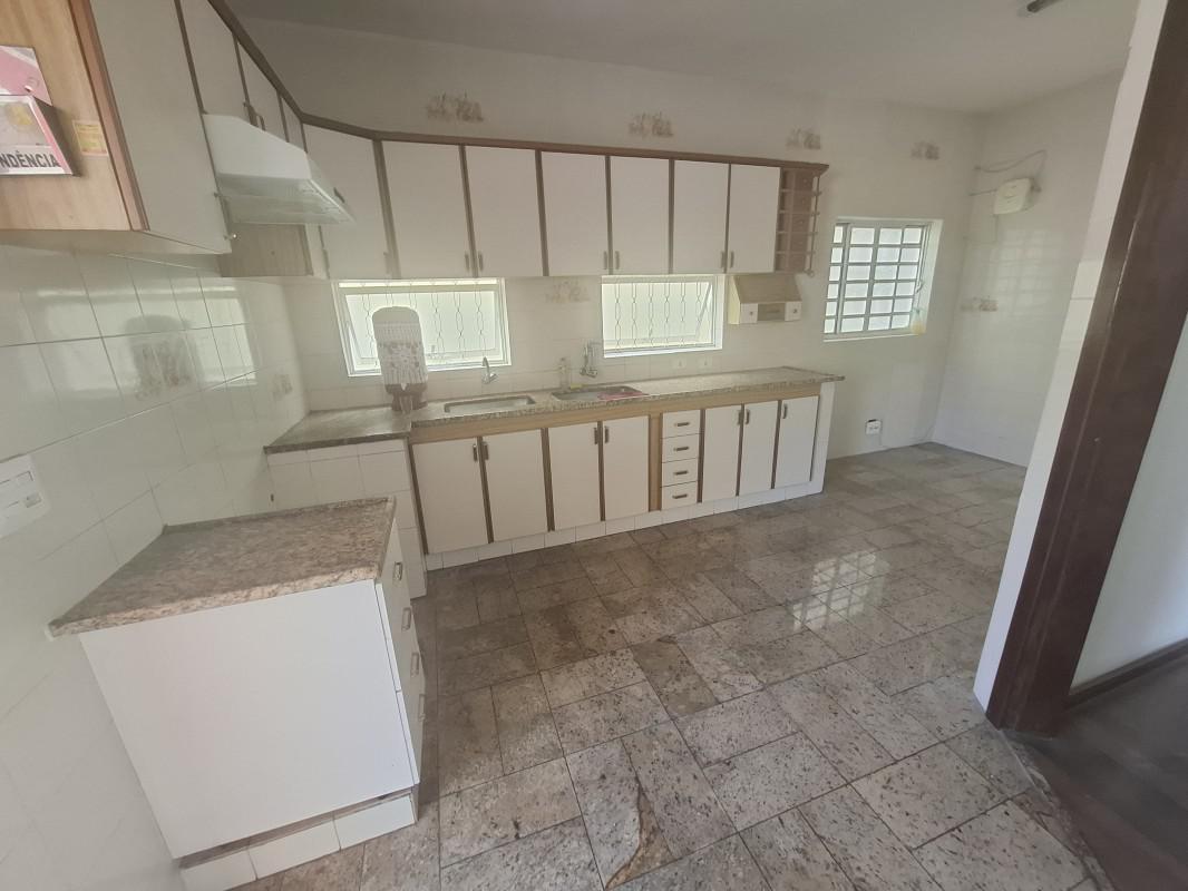 Casa, Vale das Orquídeas, 3 Quartos, 3 Vagas, 2 Suítes