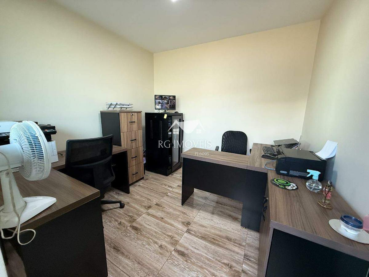 Galpão, Jatobá (barreiro), 0 Quarto, 40 Vagas